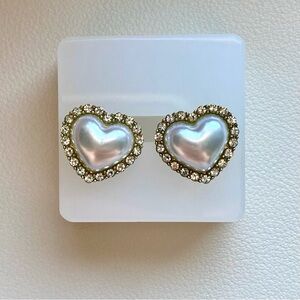 Pearl Heart Crystal Halo Stud Earrings - White